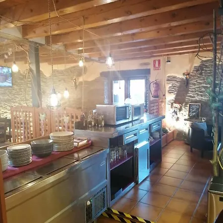 Lo Paller De Roc Hotel Montescladó