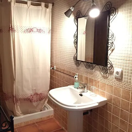 Lo Paller De Roc Montescladó